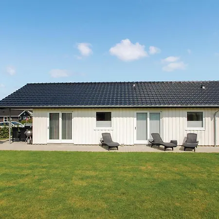 Vakantiehuis Three-Bedroom Holiday Home in Haderslev Flovt