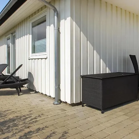 Three-Bedroom Holiday Home in Haderslev Flovt